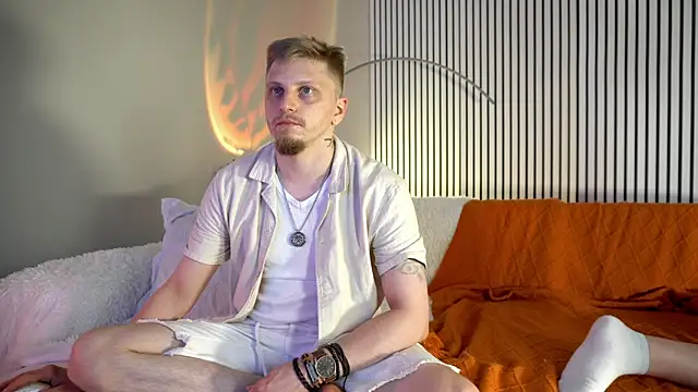 Saint Vicious online show from 17, 9, 2025