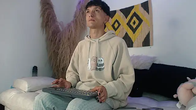 MaikyCooper online show from 4, 3, 2025