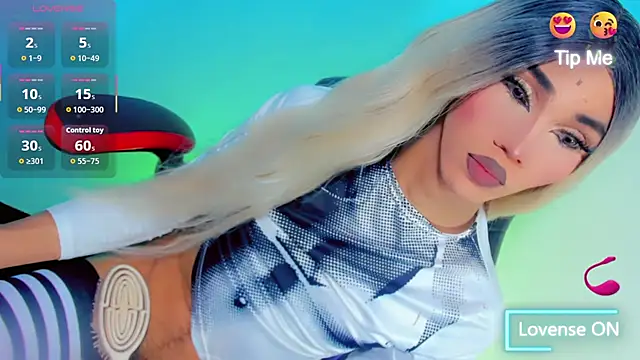 emelly horny  online show from 4, 10, 2025