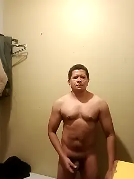 machoactivo1 online show from 10, 2, 2025