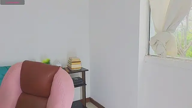 atenea 02 love online show from 24, 5, 2026