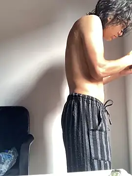 shadowsofgarden online show from 15, 2, 2025