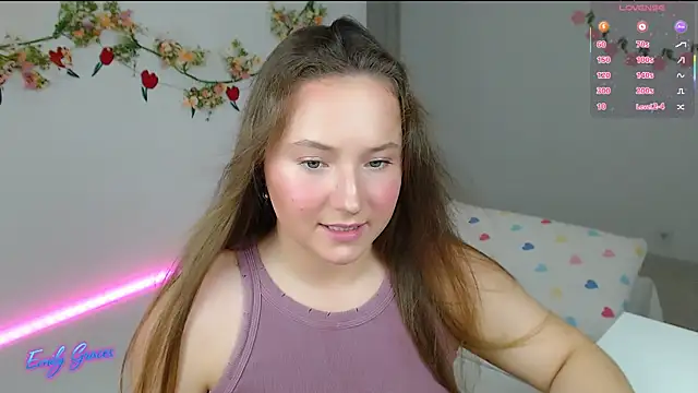 Snapshot of EmilyxxGraces chatting on 4, 5, 2026 EmilyxxGraces online show from 4, 5, 2026