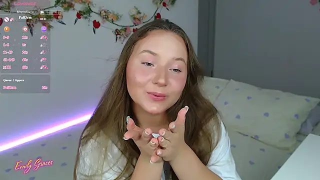 Snapshot of EmilyxxGraces chatting on 13, 6, 2026 EmilyxxGraces online show from 13, 6, 2026