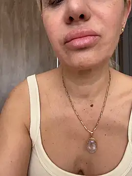 DeboraXporn online show from 24, 4, 2026