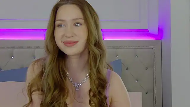 Snapshot of Jackie_White_ chatting on 11, 10, 2025 Jackie White online show from 11, 10, 2025