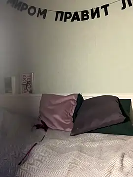 Snapshot of MollyBer chatting on 31, 10, 2025 MollyBer online show from 31, 10, 2025