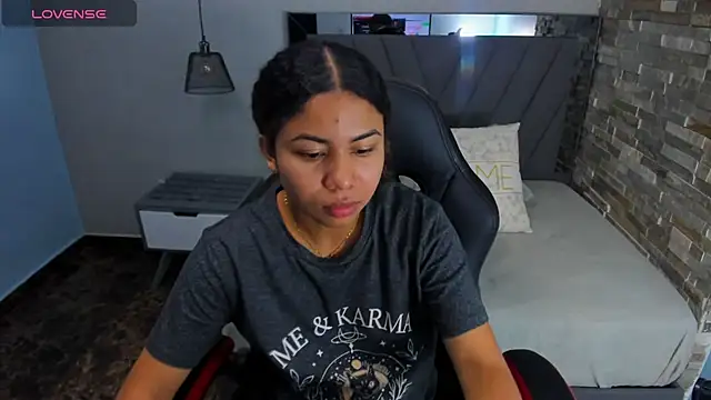 MELINAMARTINS online show from 15, 1, 2026