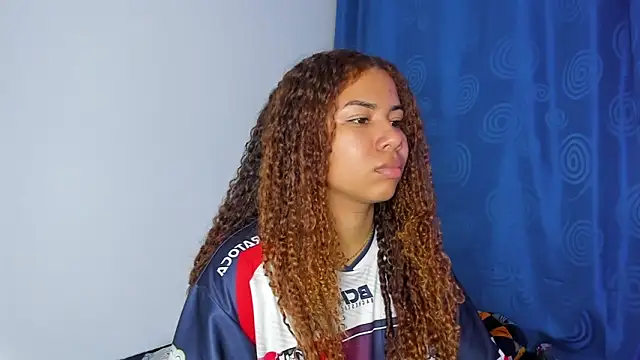 MELINAMARTINS online show from 7, 3, 2026