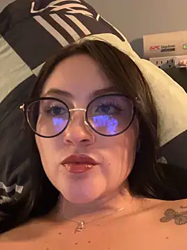 Snapshot of ValentinaOrtiz3 chatting on 16, 5, 2026 ValentinaOrtiz3 online show from 16, 5, 2026