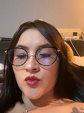 Snapshot of ValentinaOrtiz3 chatting on 5, 6, 2026 ValentinaOrtiz3 online show from 5, 6, 2026