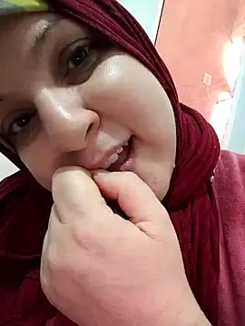 Snapshot of Malak-26 chatting on 5, 2, 2026 Malak-26 online show from 5, 2, 2026