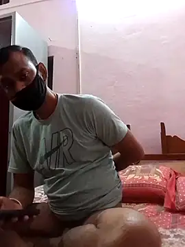 Hot couple493 online show from 1, 3, 2025