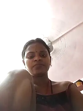 Hot couple493 online show from 26, 7, 2026