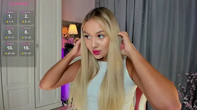 Snapshot of _Loneve__ chatting on 16, 9, 2025 Loneve online show from 16, 9, 2025