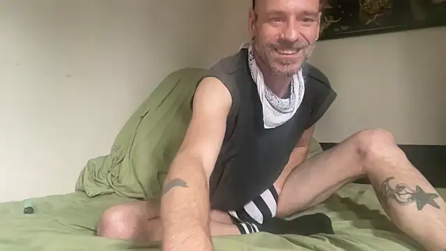 Snapshot of SubtleForest616 chatting on 23, 5, 2026 SubtleForest616 online show from 23, 5, 2026