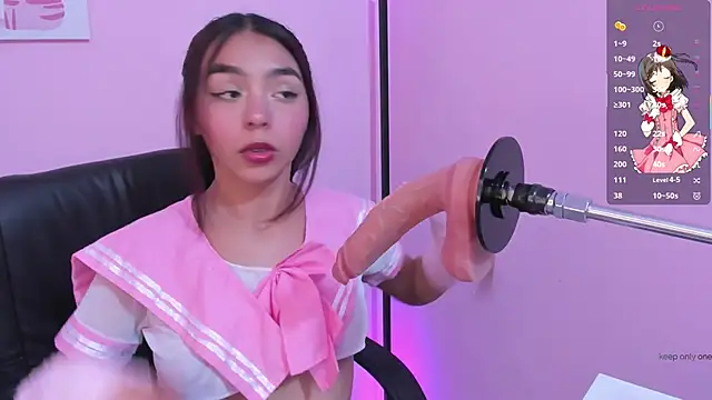 lanna brunette online show from 10, 2, 2026