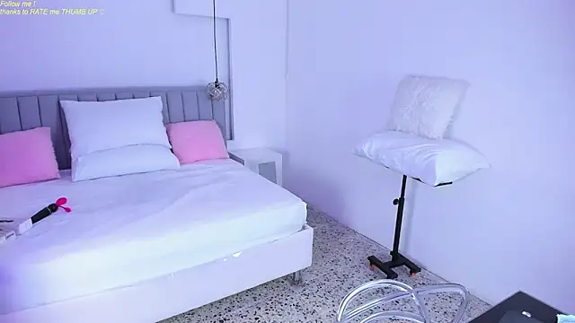 isolari  online show from 13, 12, 2024