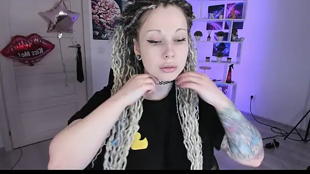 HoneySallyMoore online show from 28, 9, 2025