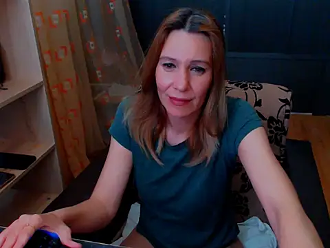 hannaha online show from 2, 4, 2026