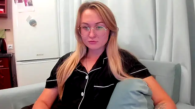 your Goddess Eva online show from 7, 10, 2025