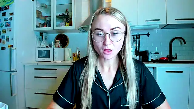 your Goddess Eva online show from 18, 11, 2025