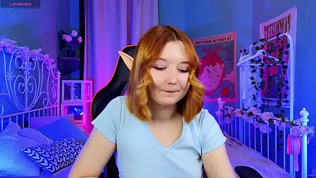 MizukiNoYoru online show from 28, 2, 2025