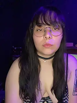Snapshot of Solo_yoss chatting on 4, 6, 2026 Solo yoss online show from 4, 6, 2026