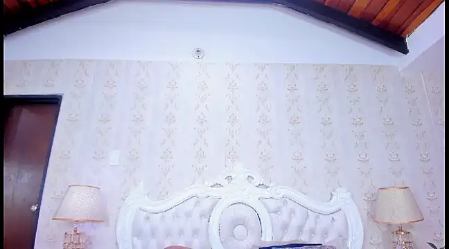 TianahGlow online show from 26, 2, 2025