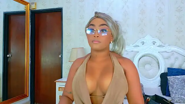 TianahGlow online show from 13, 10, 2025