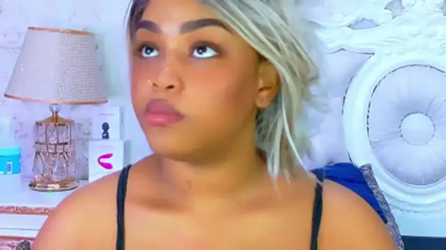 TianahGlow online show from 13, 3, 2026