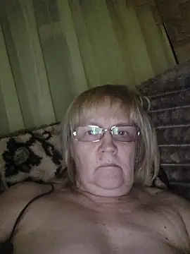 Snapshot of Violet5364 chatting on 22, 5, 2026 Violet5364 online show from 22, 5, 2026
