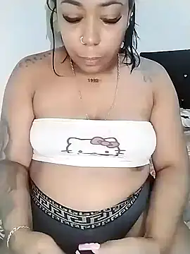 Snapshot of emma_purple_ chatting on 28, 11, 2025 emma purple online show from 28, 11, 2025