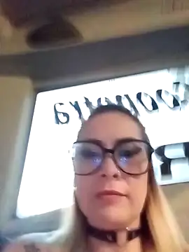 CandieGilson   online show from 13, 9, 2025