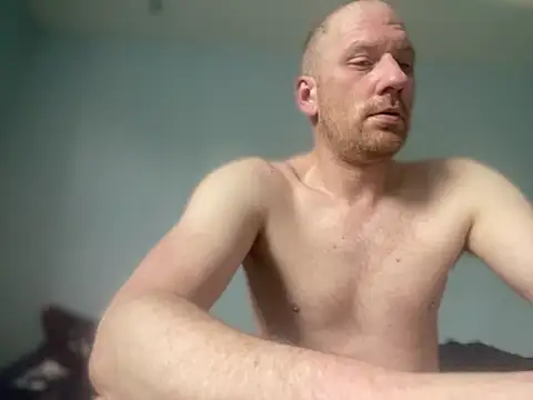 Snapshot of Krzysiekg123 chatting on 27, 2, 2025 Krzysiekg123 online show from 27, 2, 2025