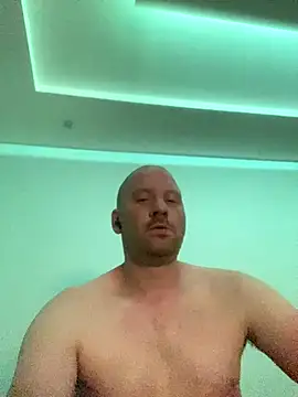 Snapshot of Krzysiekg123 chatting on 30, 9, 2025 Krzysiekg123 online show from 30, 9, 2025