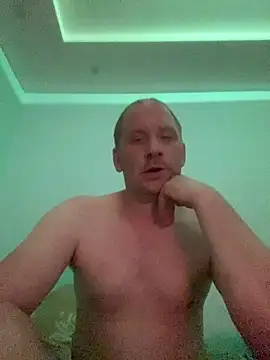 Krzysiekg123 online show from 15, 1, 2026