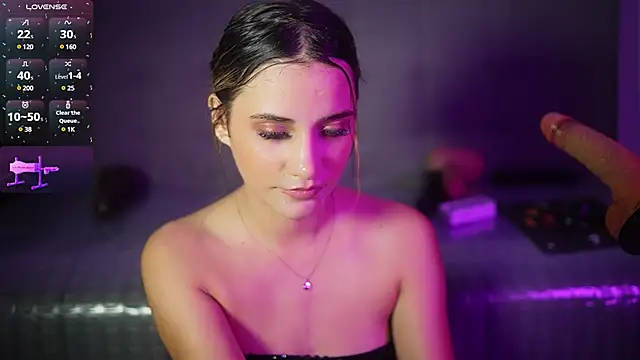 Snapshot of Vaniluu_9 chatting on 7, 3, 2025 Vaniluu 9 online show from 7, 3, 2025