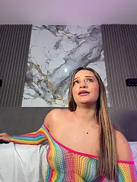 Snapshot of Vaniluu_9 chatting on 16, 4, 2026 Vaniluu 9 online show from 16, 4, 2026