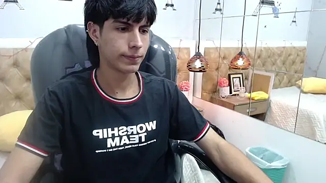 Estiv18  online show from 13, 2, 2025