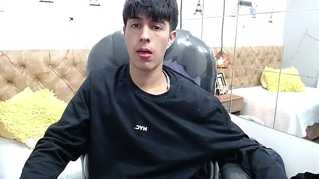 Estiv18  online show from 17, 3, 2025