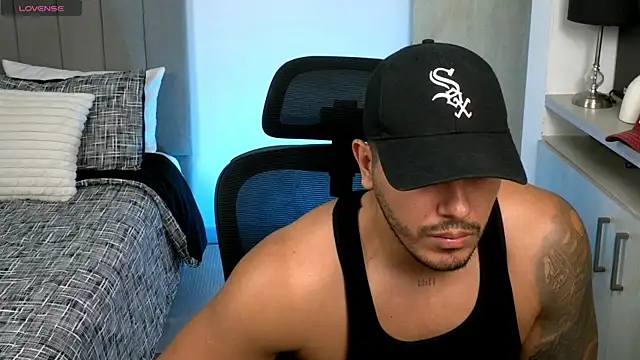 owen-pierces online show from 24, 7, 2026