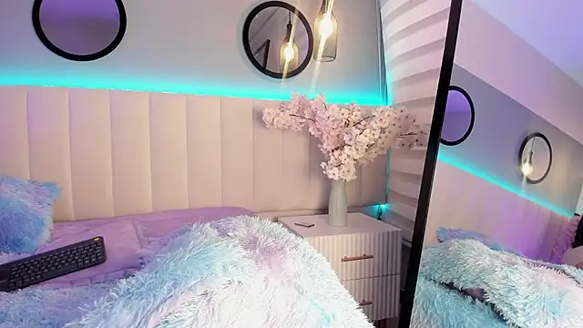 Snapshot of alice_lodge chatting on 20, 9, 2025 alice lodge online show from 20, 9, 2025