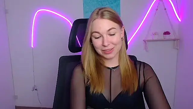 Snapshot of Dana_flowers chatting on 6, 7, 2026 Dana flowers online show from 6, 7, 2026