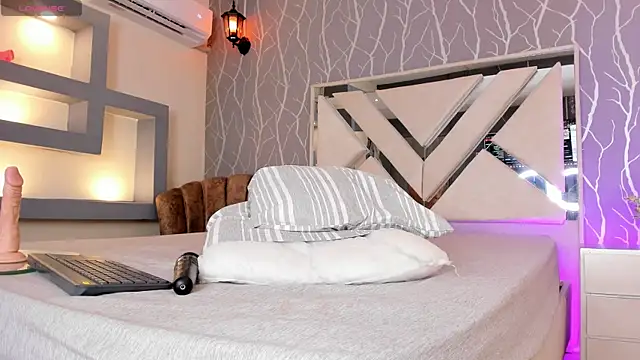 sabrina hanks69 online show from 11, 2, 2025