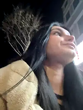 Snapshot of lunalovelee chatting on 1, 12, 2025 lunalovelee online show from 1, 12, 2025