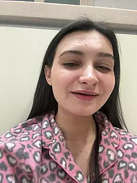 Snapshot of lunalovelee chatting on 13, 1, 2026 lunalovelee online show from 13, 1, 2026