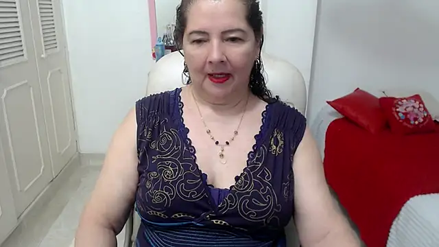 leonela 69 online show from 5, 6, 2026