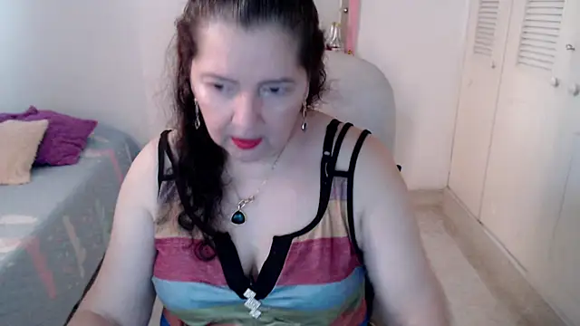 leonela 69 online show from 24, 7, 2026