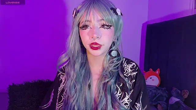 purplelilith3 online show from 16, 6, 2026